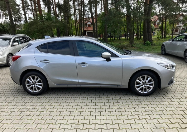 Mazda 3 cena 49800 przebieg: 183400, rok produkcji 2014 z Leszno małe 379